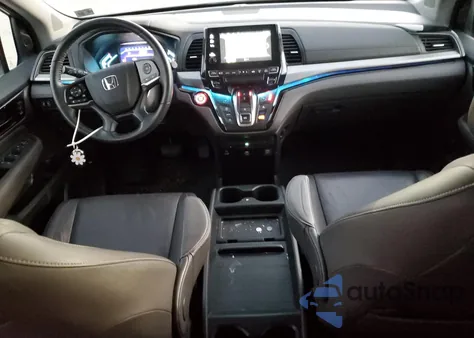 2022 Honda Odyssey Touring из США, поврежденный, VIN 5FNRL6H81NB048692